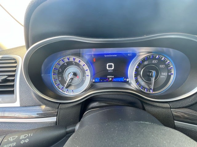 2021 Chrysler 300 Touring L