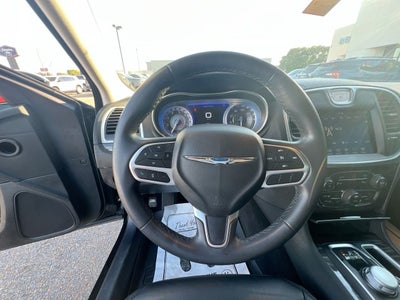 2021 Chrysler 300 Touring L