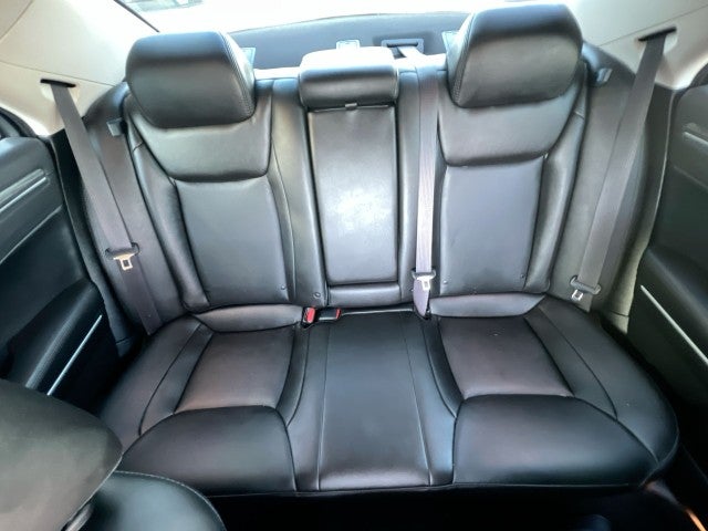 2021 Chrysler 300 Touring L