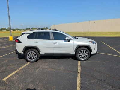 2025 Toyota RAV4 XLE Premium