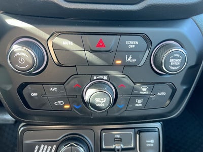 2023 Jeep Renegade Trailhawk