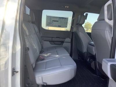 2026 Ford Super Duty F-350 DRW XL