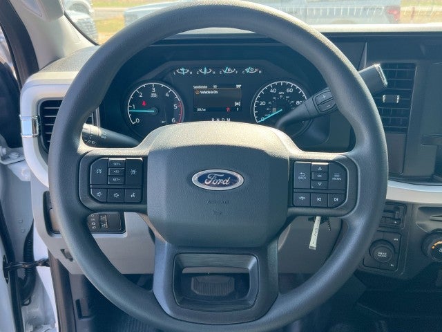 2026 Ford F-350 Chassis XL