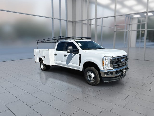 2026 Ford F-350 Chassis XL