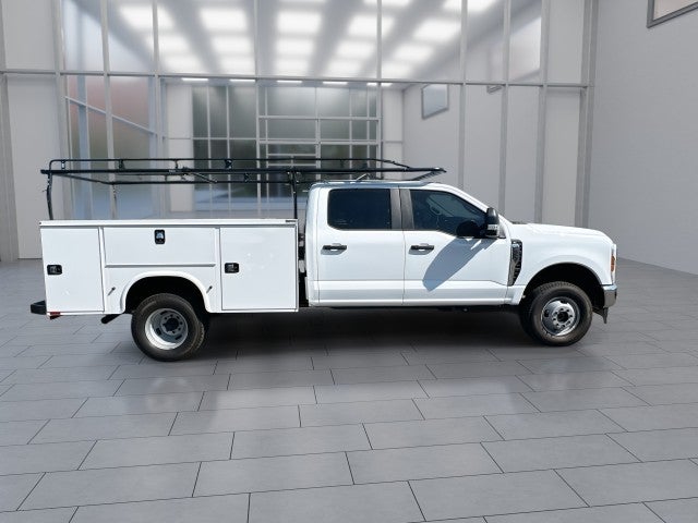 2026 Ford F-350 Chassis XL