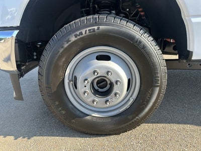 2026 Ford Super Duty F-350 DRW XL