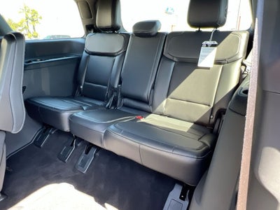 2025 Ford Expedition Platinum