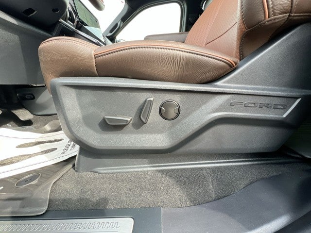 2025 Ford Expedition King Ranch