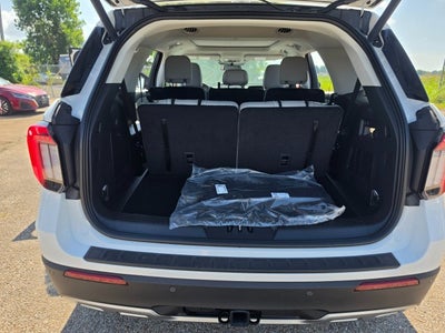 2026 Ford Explorer Active w/100A Pkg