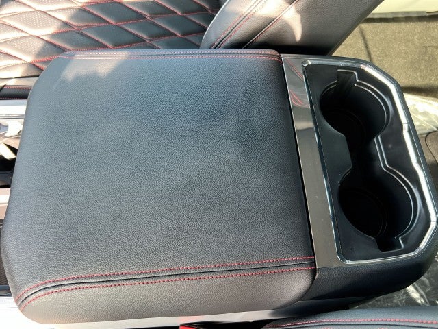 2025 Ford F-250 Super Duty SRW Black Widow