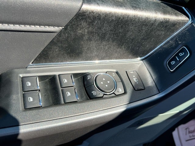 2025 Ford F-250 Super Duty SRW Black Widow