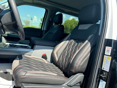 2025 Ford F-250 Super Duty SRW Black Widow