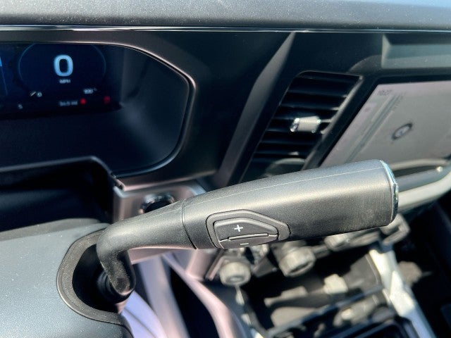 2025 Ford F-250 Super Duty SRW Black Widow