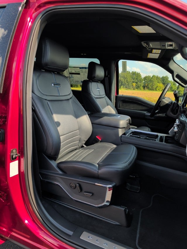 2027 Ford Super Duty F-350 SRW XL