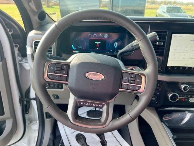 2026 Ford Super Duty F-350 SRW Platinum