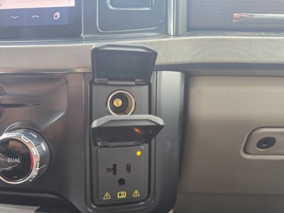 2025 Ford Super Duty F-450 DRW Platinum