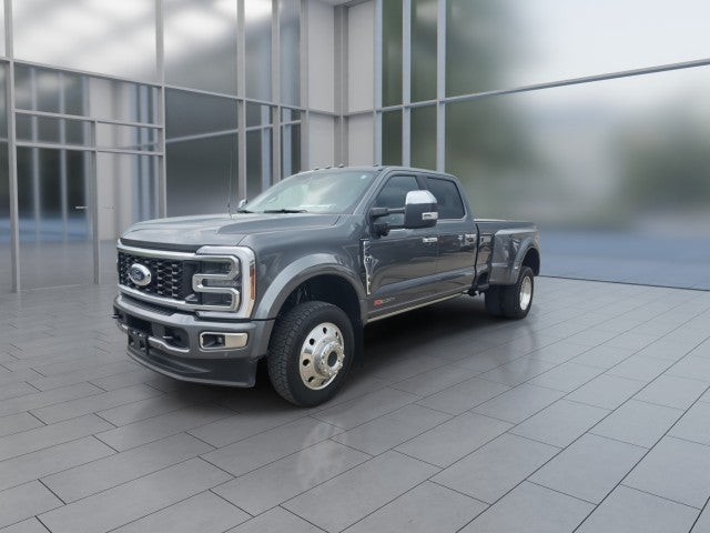 2025 Ford Super Duty F-450 DRW Platinum