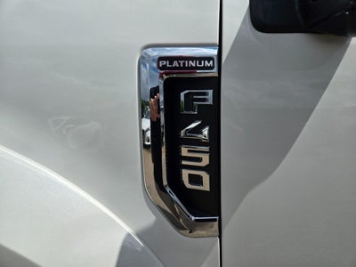 2022 Ford F-450 Platinum
