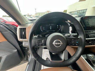 2024 Nissan Pathfinder Platinum