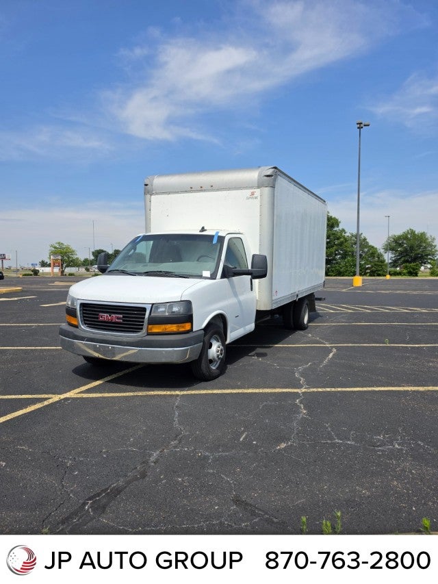 2020 GMC Savana Commercial Cutaway Work Van DRW