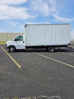 2020 GMC Savana Commercial Cutaway Work Van DRW